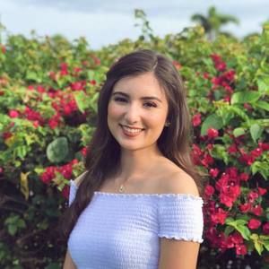 Meet your Posher, Daniela